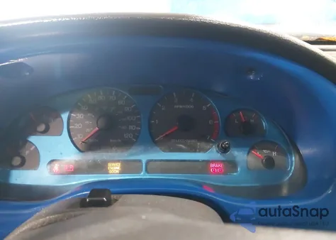 1999 Ford Mustang z USA, uszkodzony, nr VIN 1FAFP4043XF147281